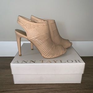 Ann Taylor Nude Heels